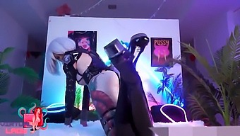 Les Désirs Insatiables De 2b La Conduisent À Monter Un Membre Massif Dans L'Univers Nier Automata
